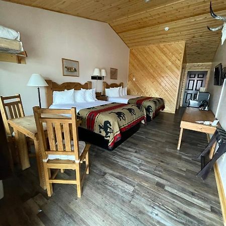 The Longhorn Ranch Resort Lodge & Rv Park Dubois Eksteriør billede