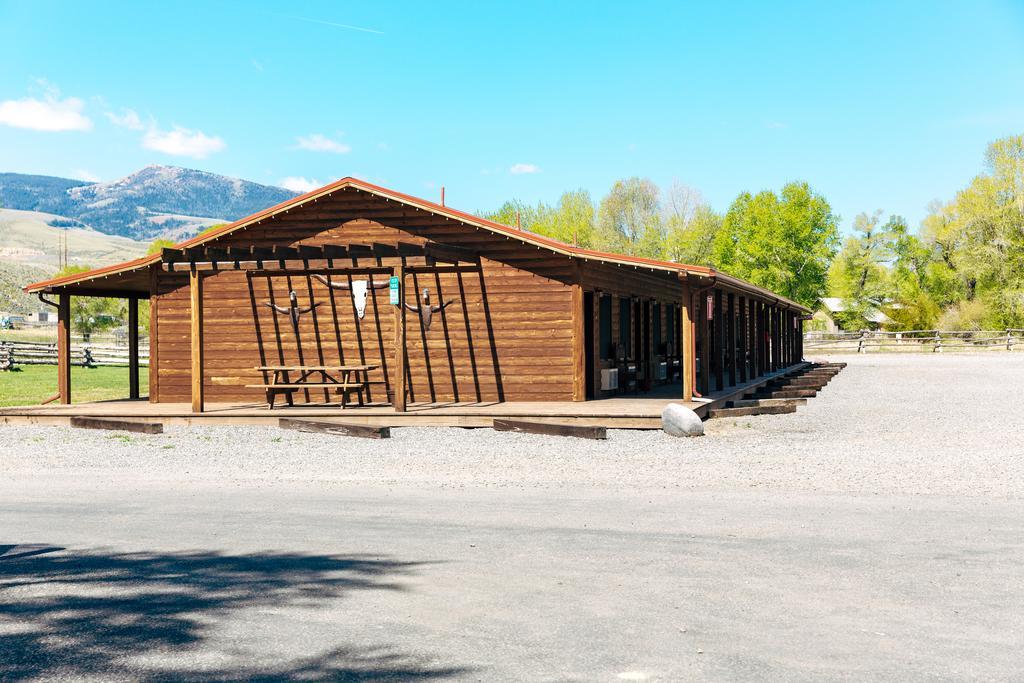 The Longhorn Ranch Resort Lodge & Rv Park Dubois Eksteriør billede