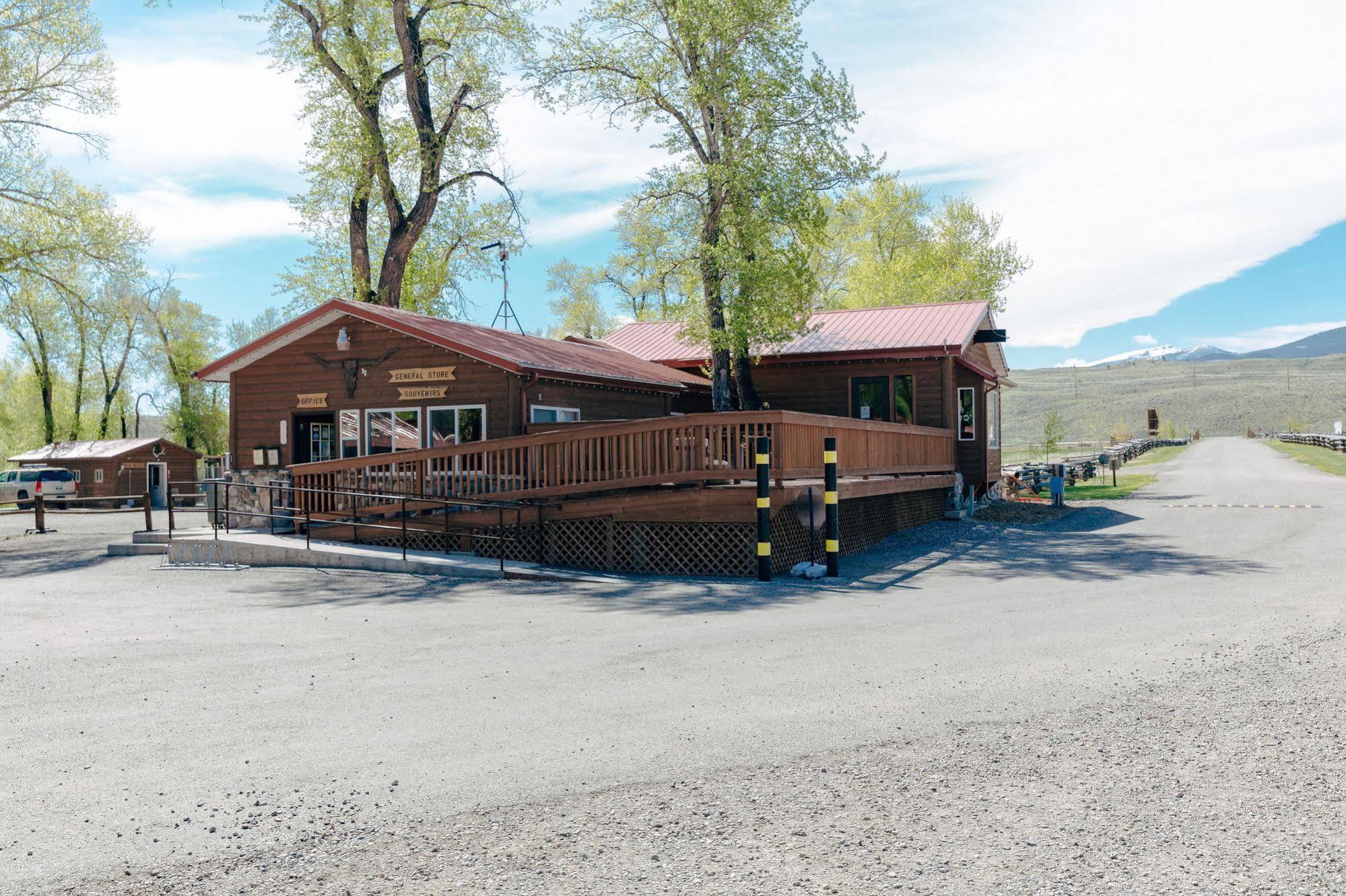 The Longhorn Ranch Resort Lodge & Rv Park Dubois Eksteriør billede